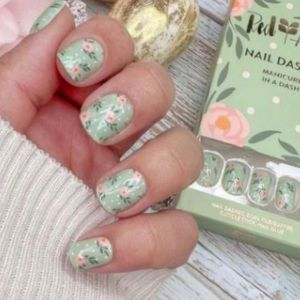 Red Aspen Nail Dashes Tea Time with Susannah